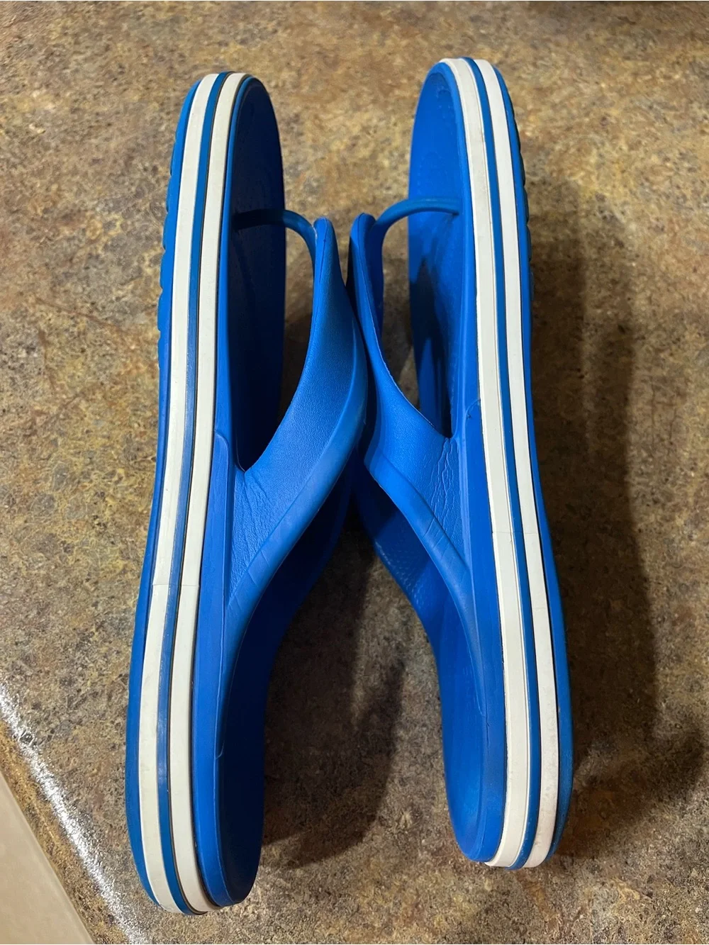 CROCS sporty comfortable